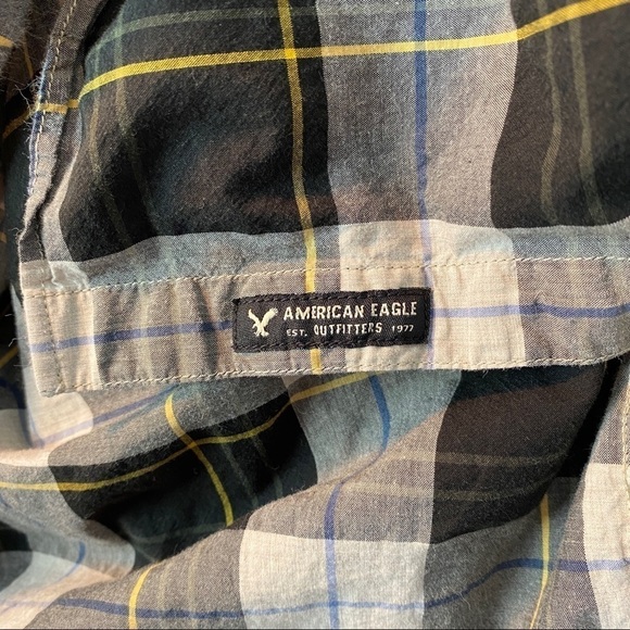 American Eagle Classic Fit Seriously Soft Shirt Sz Small - Picture 14 of 14